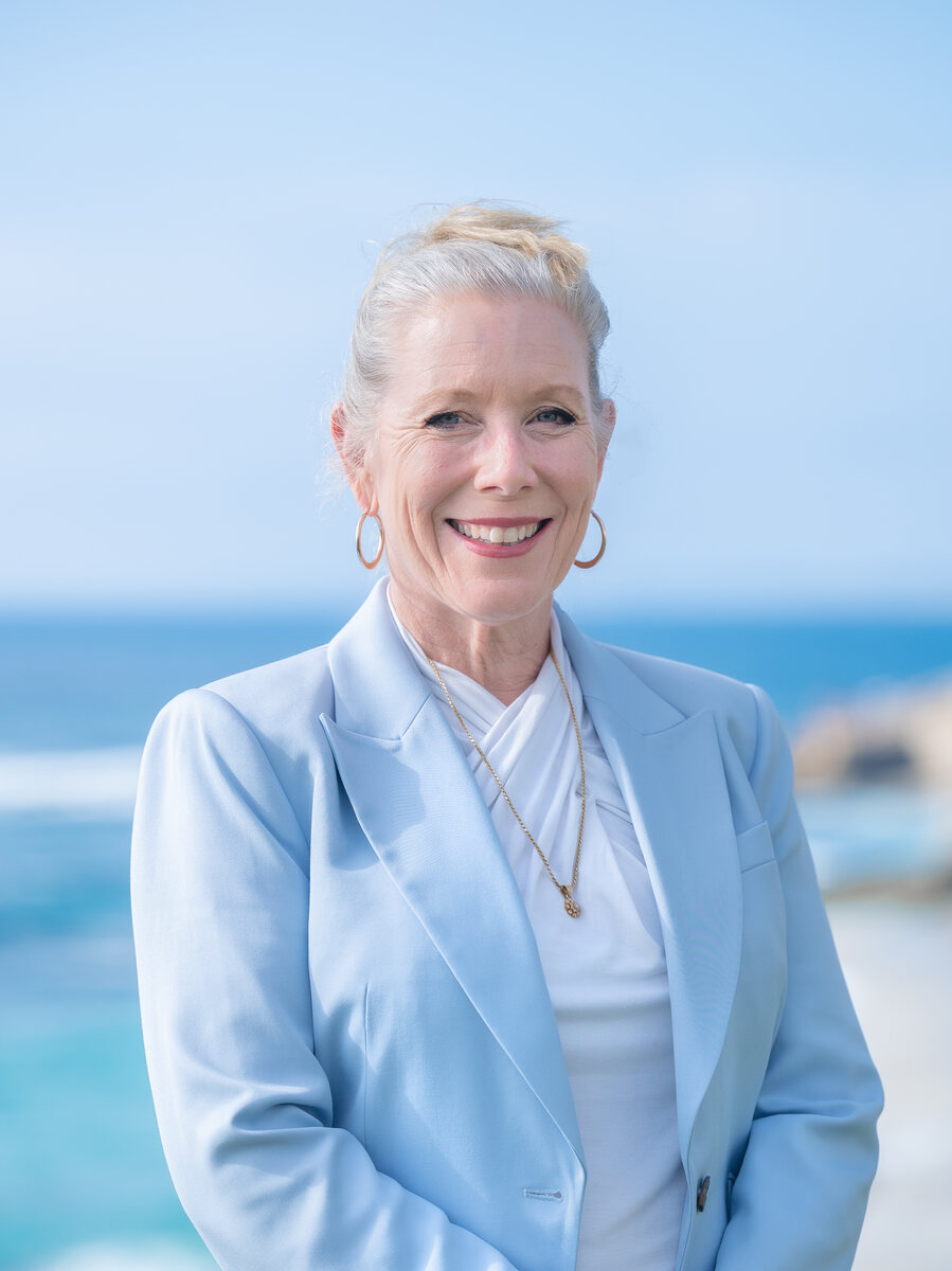 Lynda Varada headshot